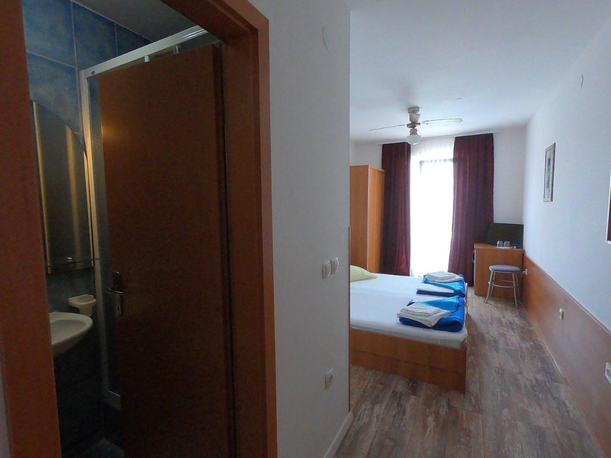 Vila Angeli Vodice Bagian luar foto