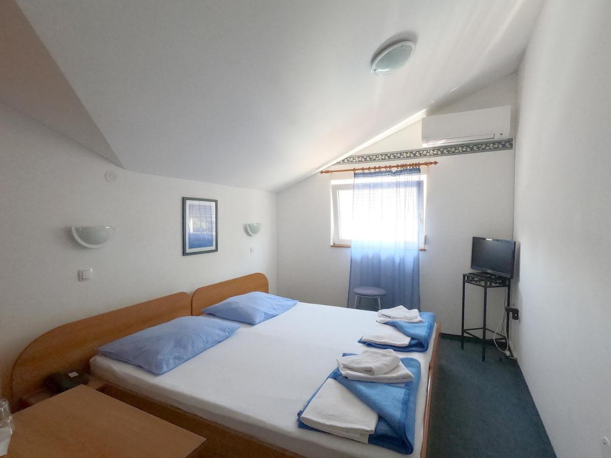 Vila Angeli Vodice Bagian luar foto