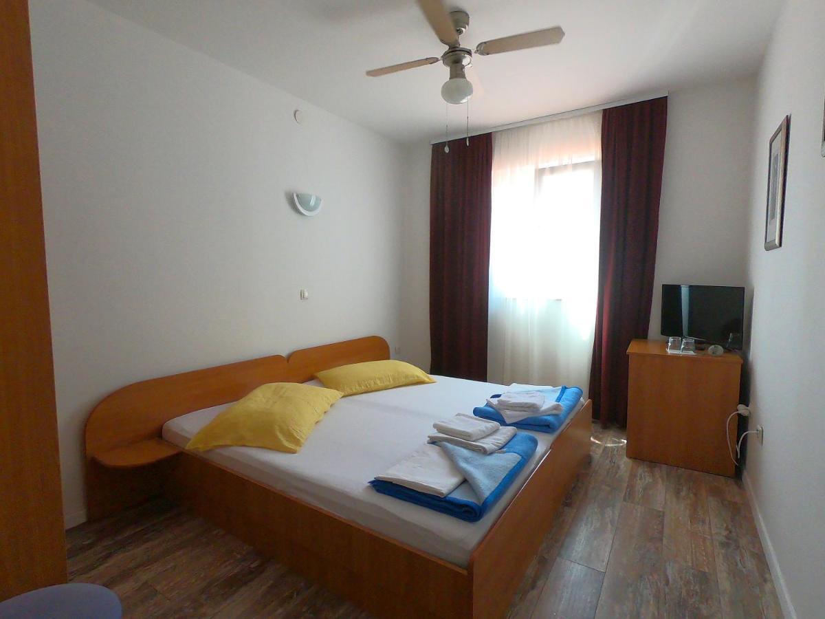 Vila Angeli Vodice Bagian luar foto